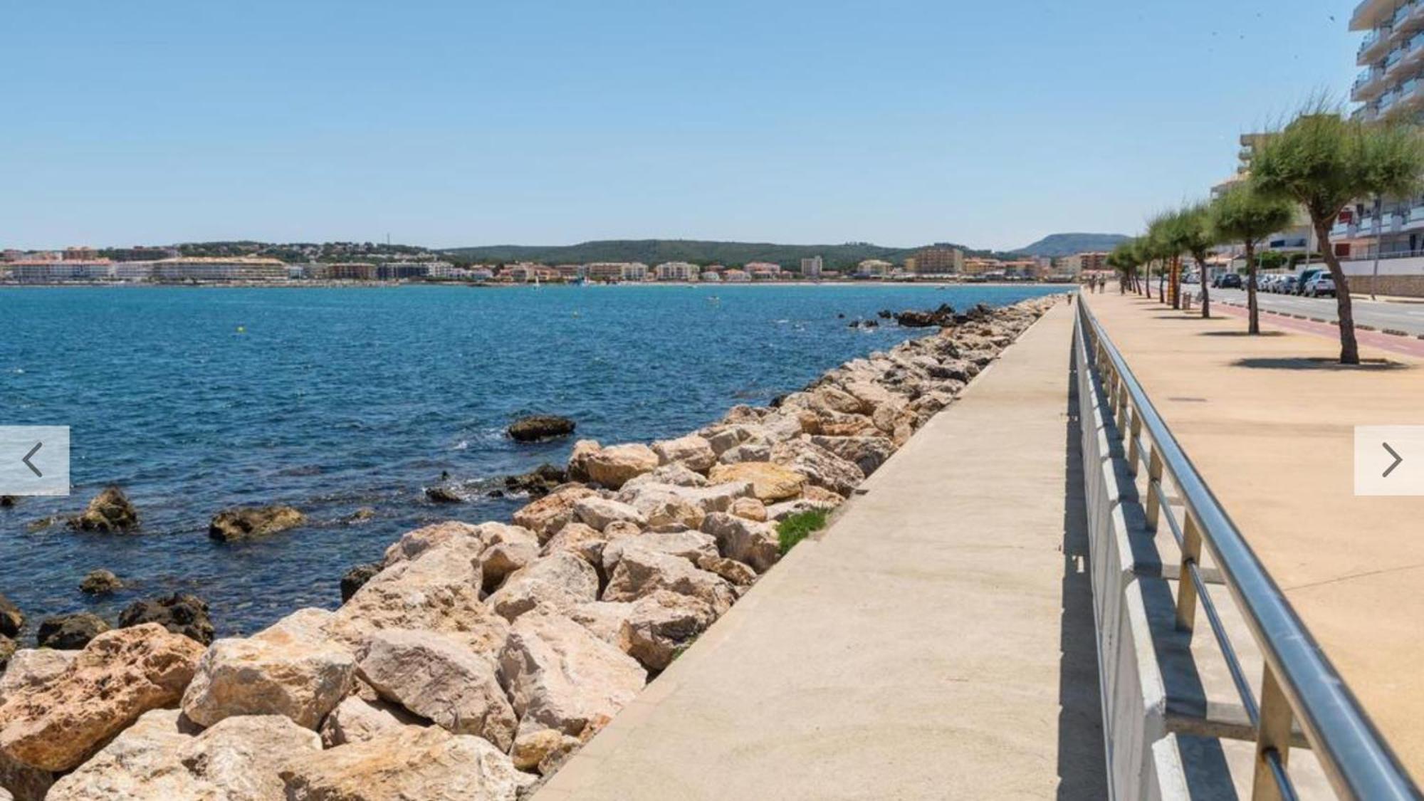 Orsa-Atico Con Vista Al Mar Y Piscina Lägenhet L' Escala Exteriör bild