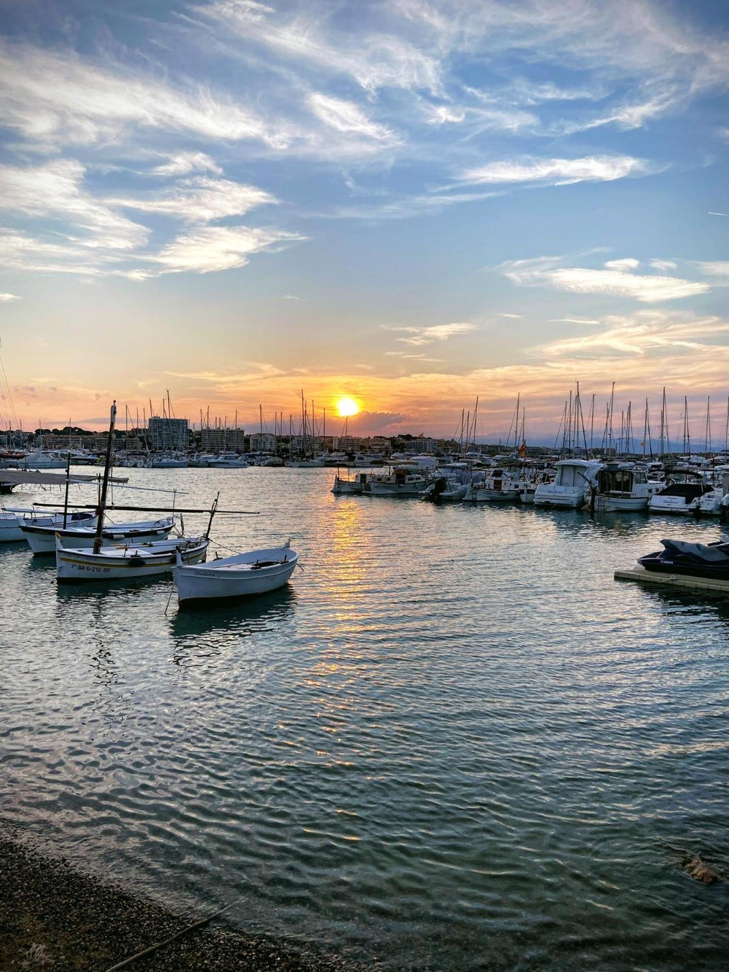 Orsa-Atico Con Vista Al Mar Y Piscina Lägenhet L' Escala Exteriör bild